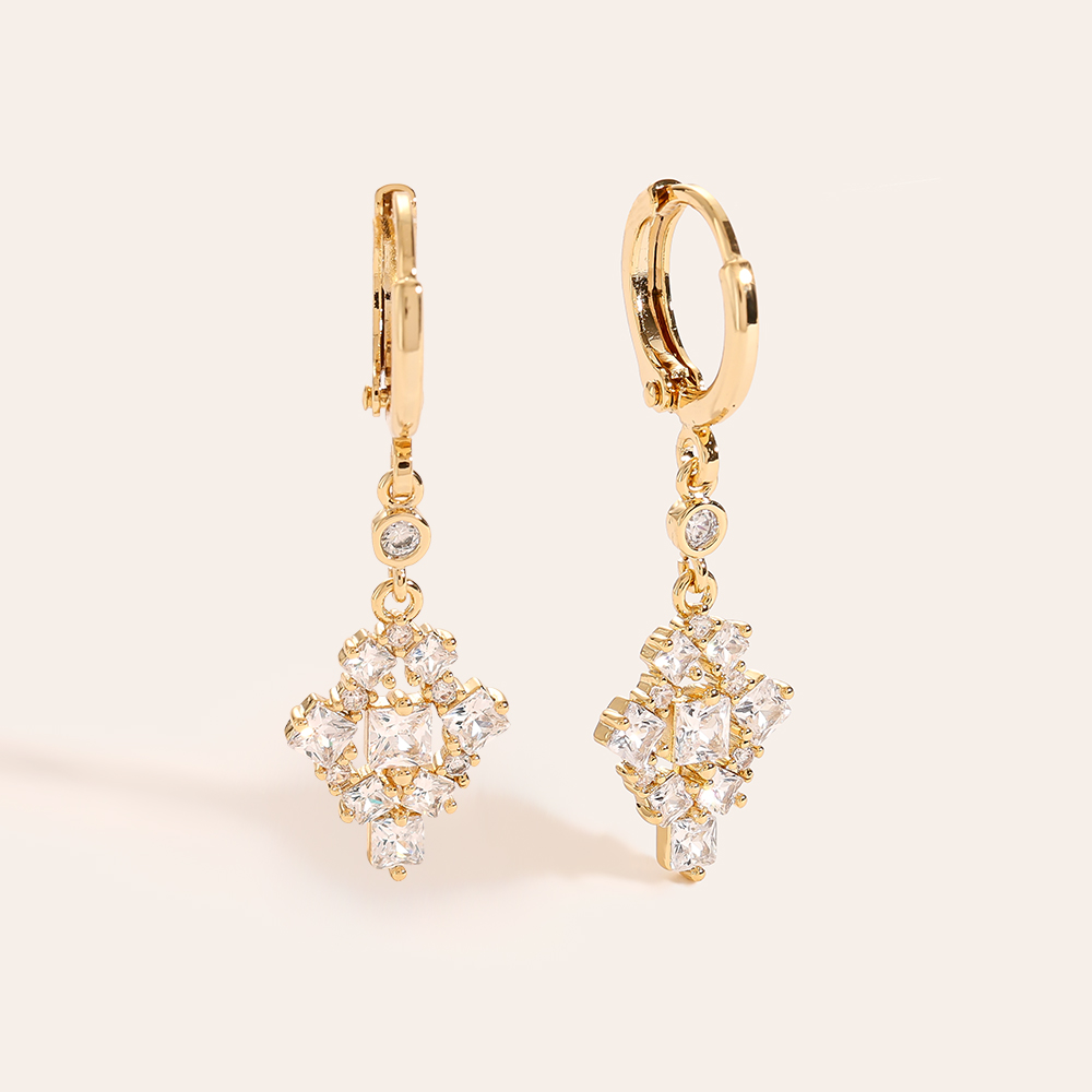 Fantastic Diamonds Gold-plated earrings   