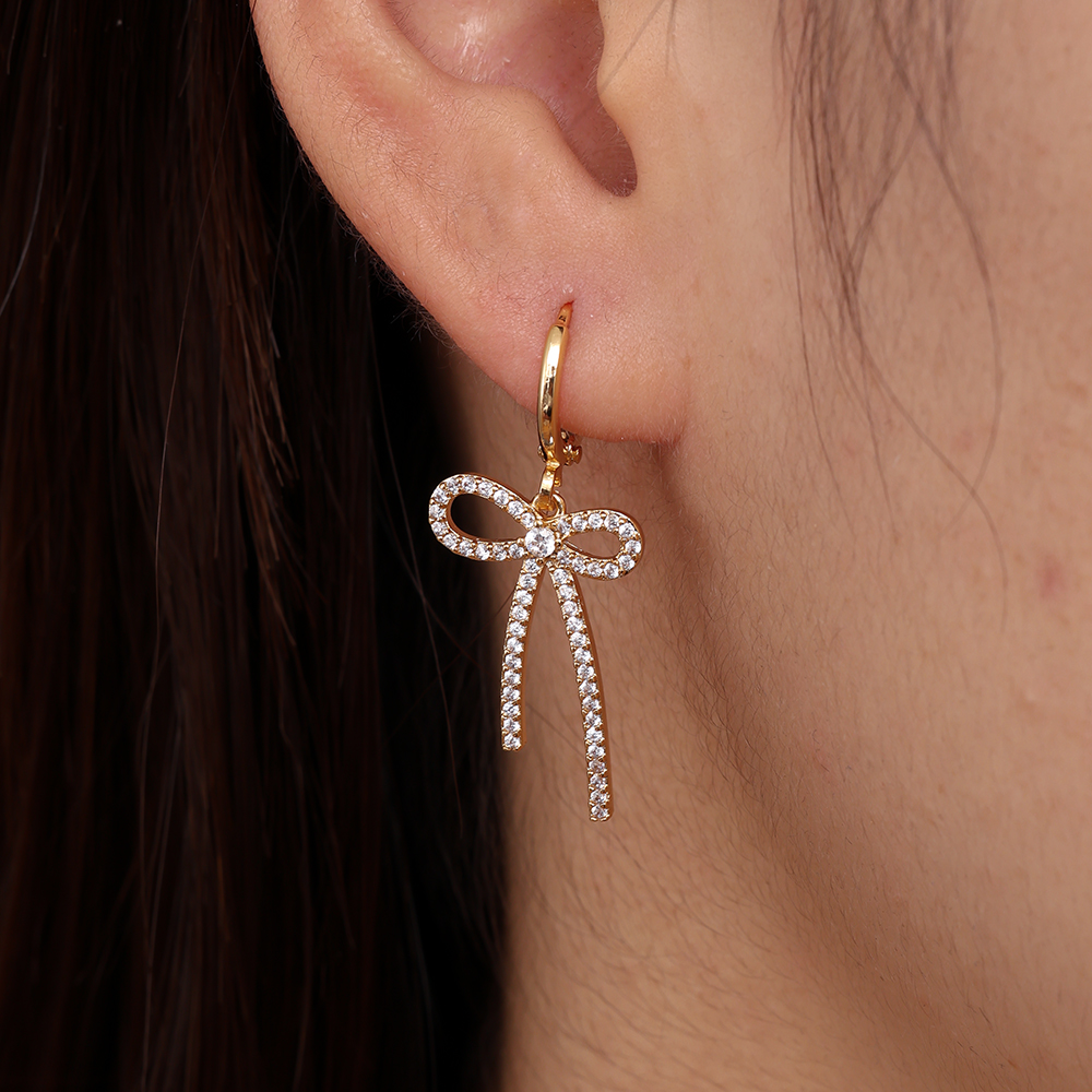 Mini Diamonds In Bowtie Gold-plated Earrings   